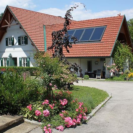 Buschenschank Orsl Wildbach Εξωτερικό φωτογραφία