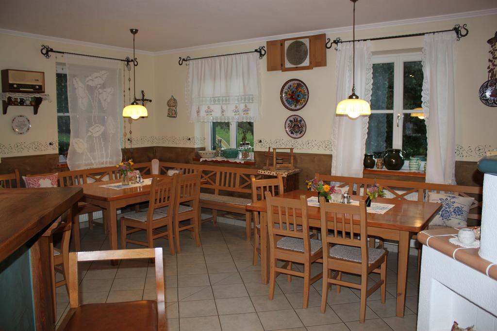 Buschenschank Orsl Wildbach Εξωτερικό φωτογραφία